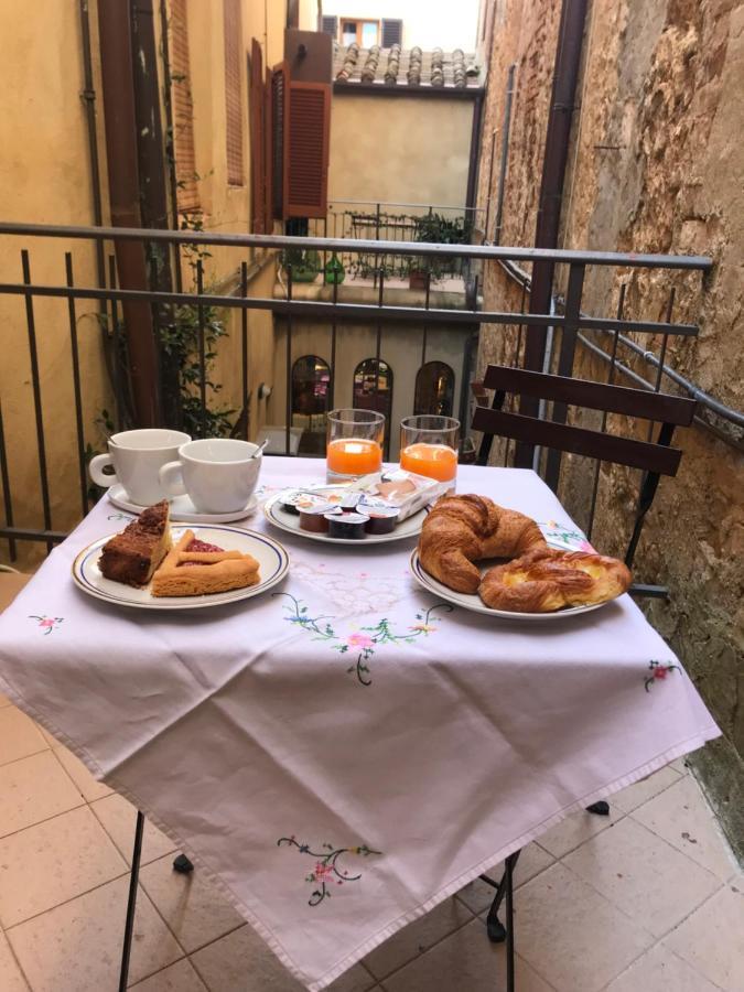 Camere Gozzante П'єнца Екстер'єр фото
