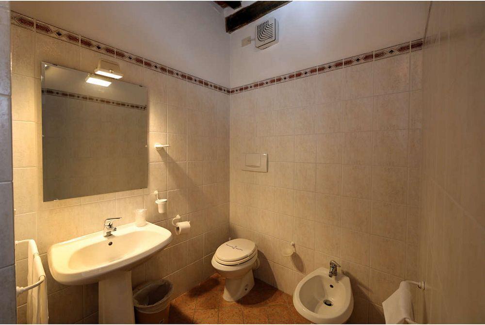 Camere Gozzante П'єнца Екстер'єр фото