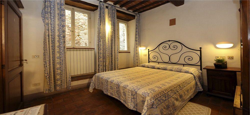 Camere Gozzante П'єнца Екстер'єр фото