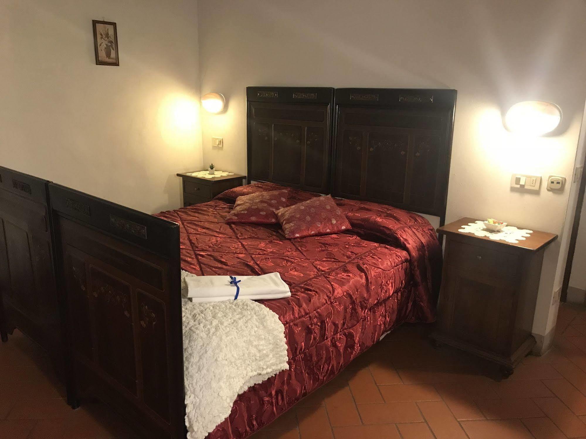 Camere Gozzante П'єнца Екстер'єр фото